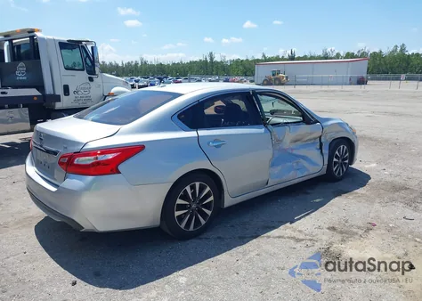 2017 Nissan Altima 2.5 Sl z USA, uszkodzony, nr VIN 1N4AL3AP2HC211788